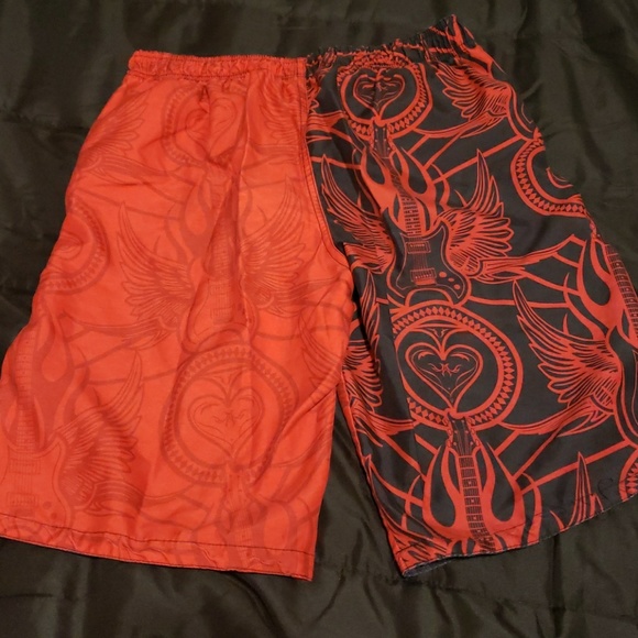 Rock Band swimming trunk size 14/16 - Picture 2 of 3
